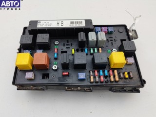 Блок предохранителей Opel Zafira B 2005-2008, 13206754