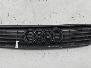 Решетка радиатора Audi A6 C5 (1997-2005), 4B0853651A