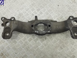 Кронштейн КПП опорный Audi A4 B6 (2001-2004), МКПП, 8E0399263R