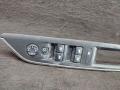 98248411 Кнопка стеклоподъемника переднего правого Peugeot 3008 2018г. - фото №3