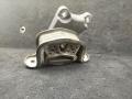 Подушка крепления кпп Volkswagen Transporter 2004г. - фото №4