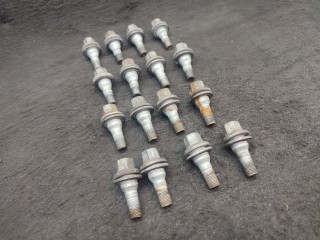 Болт колесный Peugeot 406