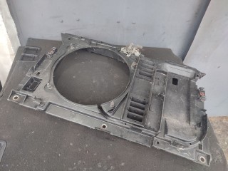 Передняя панель крепления облицовки (телевизор) Peugeot 607 2000-2004