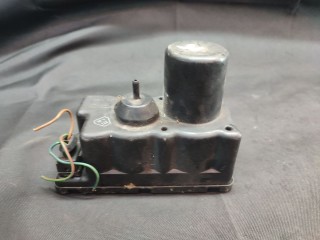 Компрессор центрального замка, ориг. номер 443862257C, Volkswagen Golf 1974-1993