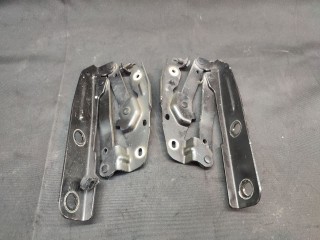 Петля капота, Chrysler Voyager 2007-2010