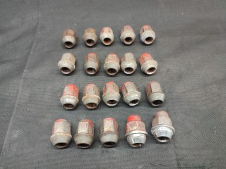 Гайка колесная, Dodge Grand Caravan 2007-2010