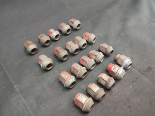 Гайка колесная, Dodge Grand Caravan 2007-2010