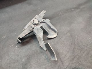 Замок капота, Dodge Caravan 2007-2010