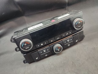 Блок управления печки/климат-контроля, ориг. номер P55111917AA, Dodge Caravan 2007-2010