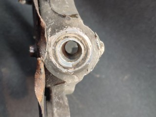 Цапфа передняя левая, ориг. номер 04734579AB, Dodge Caravan 2007-2010