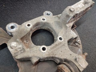 Кулак поворотный правый, Chrysler Voyager 2007-2010