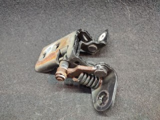 Петля двери передней правой, Dodge Grand Caravan 2007-2010
