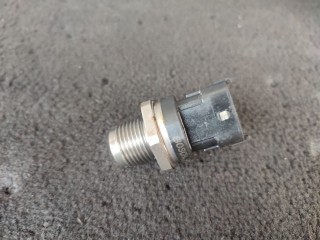 Датчик давления топлива, ориг. номер 028100937, Chrysler Town Country 2007-2010