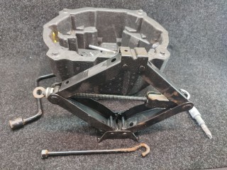 Домкрат, Peugeot 607 2004-2010