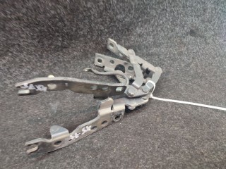 Петля капота правая BMW X5 E53 2003-2006