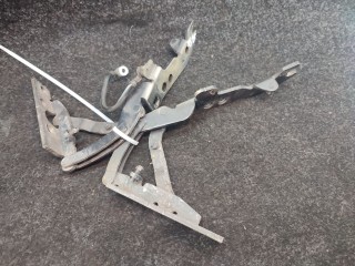 Петля капота правая, BMW X5 E53 2003-2006