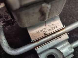 Петля двери задней правой, ориг. номер 7L0833412, Volkswagen Touareg 2002-2007