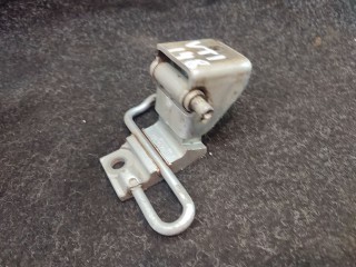 Петля двери передней правой, ориг. номер 7L0831412, Volkswagen Touareg 2002-2007