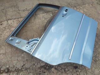 Дверь задняя правая Dodge Caravan 2007-2010
