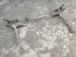 Балка подвески задняя Dodge Caravan 2007-2010