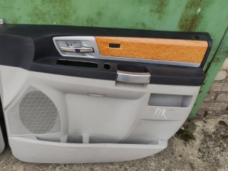 Обшивка двери (дверная карта) комплект, Dodge Grand Caravan 2007-2010