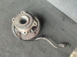 Ступица передняя левая, Dodge Caravan 2007-2010
