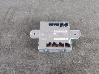 Блок управления двери передней правой Chrysler Grand Voyager 2007-2010