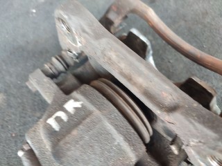 Суппорт передний правый, Dodge Caravan 2007-2010