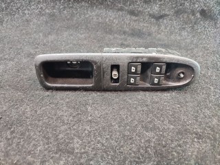 Кнопка стеклоподъемника Peugeot 607 2004-2010