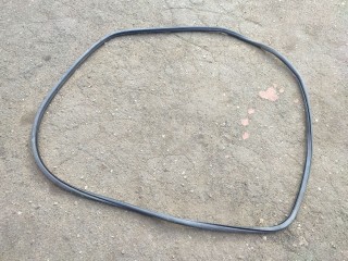Уплотнитель двери передней левой, ориг. номер 7L0867365, Volkswagen Touareg 2002-2007
