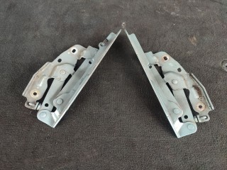 Петля капота, Chrysler Grand Voyager 2007-2010