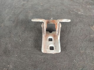 Петля двери передней правой, Dodge Caravan 2007-2010