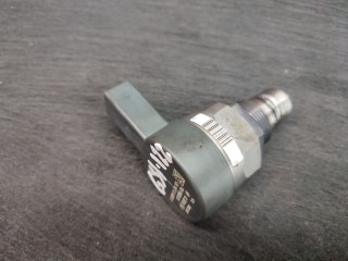 Регулятор давления топлива, ориг. номер 0281006886, BMW 7 G11/G12 restailing