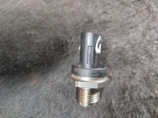 Датчик давления топлива, ориг. номер 0281007872, BMW 5 G30/G31 restailing