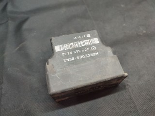 Реле накала свечей, ориг. номер 0075459832, Mercedes C W202