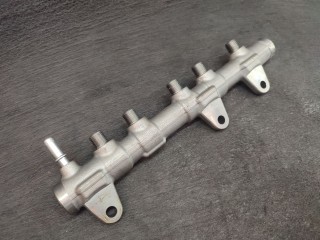 Топливная рампа, ориг. номер 8579240, BMW 5 G30/G31 restailing