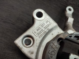 Подушка крепления кпп, ориг. номер 6862577, BMW 5 G30/G31 restailing