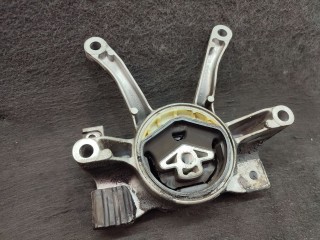 Подушка крепления кпп, ориг. номер 6862577, BMW 5 G30/G31 restailing