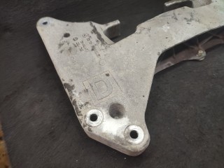 Кронштейн КПП, ориг. номер 6861580, BMW 7 G11/G12 restailing