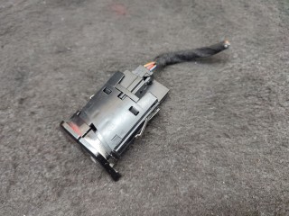 Кнопка аварийной сигнализации, ориг. номер 6993047, BMW 5 G30/G31 restailing