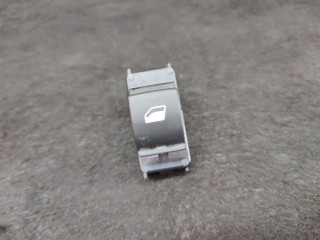 Кнопка стеклоподъемника заднего правого, ориг. номер 98044803ZD, Citroen DS3 Crossback