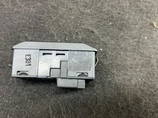 Кнопка открывания люка, ориг. номер 6907288, BMW 5 E34