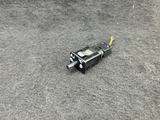 Выключатель концевой (концевик), ориг. номер 1388277, BMW 7 E32