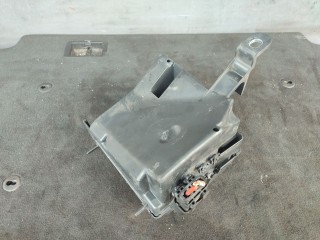 Короб предохранителей, Peugeot 607 2004-2010