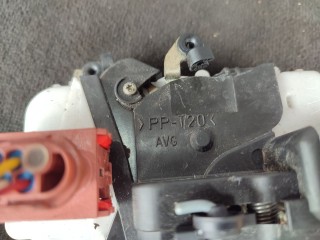 Замок двери передней левой, Peugeot 607 2000-2004