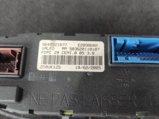 Кнопка стеклоподъемника переднего левого, ориг. номер 9649921677, Peugeot 607 2004-2010