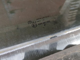 Стекло двери сдвижной, ориг. номер 05020650AA, Chrysler Town Country 2007-2010