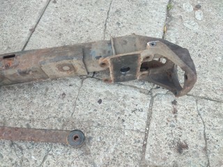 Балка подвески задняя, Chrysler Voyager 2000-2004