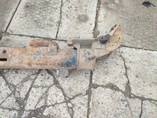 Балка подвески задняя, Chrysler Town Country 2000-2005