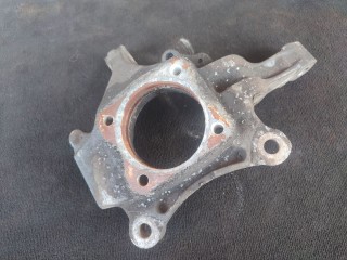 Кулак поворотный правый, ориг. номер 04694948AA, Chrysler Grand Voyager 2000-2004